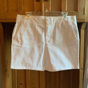 Women’s Size 8 Bass white Shorts NWT